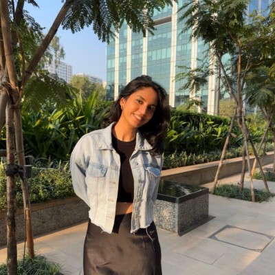 Rhea S
